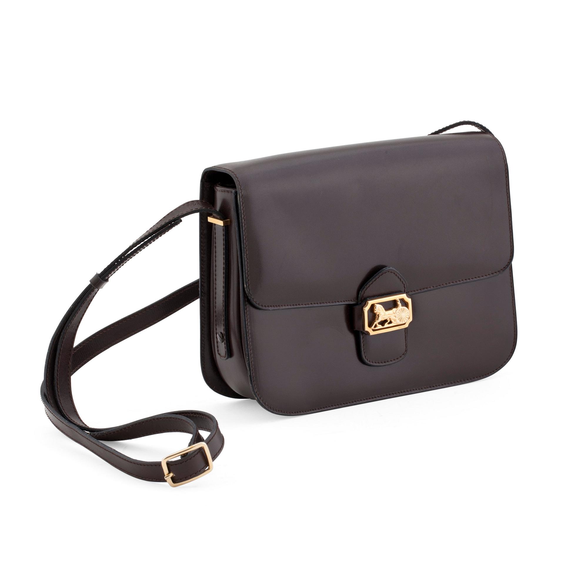CÉLINE, a brown leather shoulderbag.