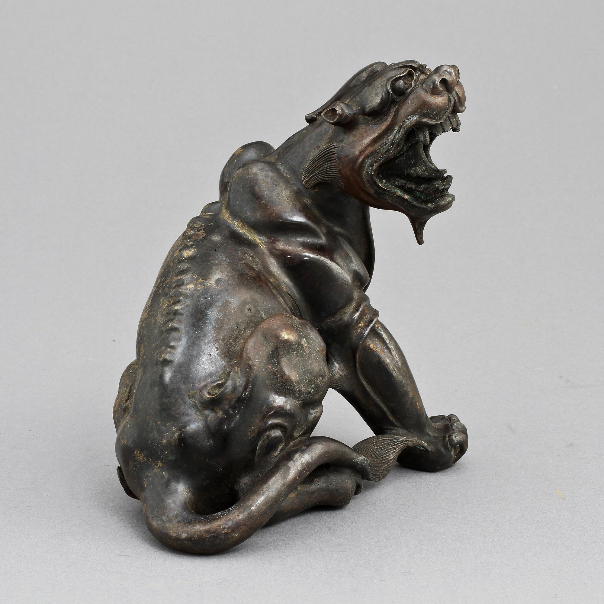 FIGURIN, brons, Kina, 1900-tal.