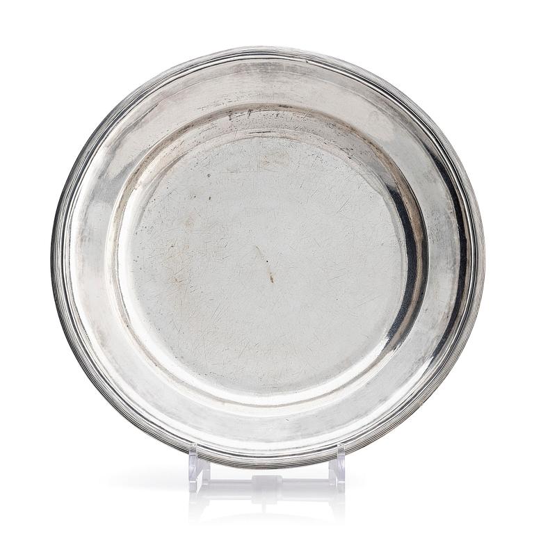 A Swedish late 18th century silver dish, mark of Olof Hellbom, Stockholm 1798.