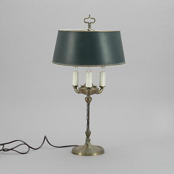 BORDSLAMPA, mässing, 1900-talets första hälft.