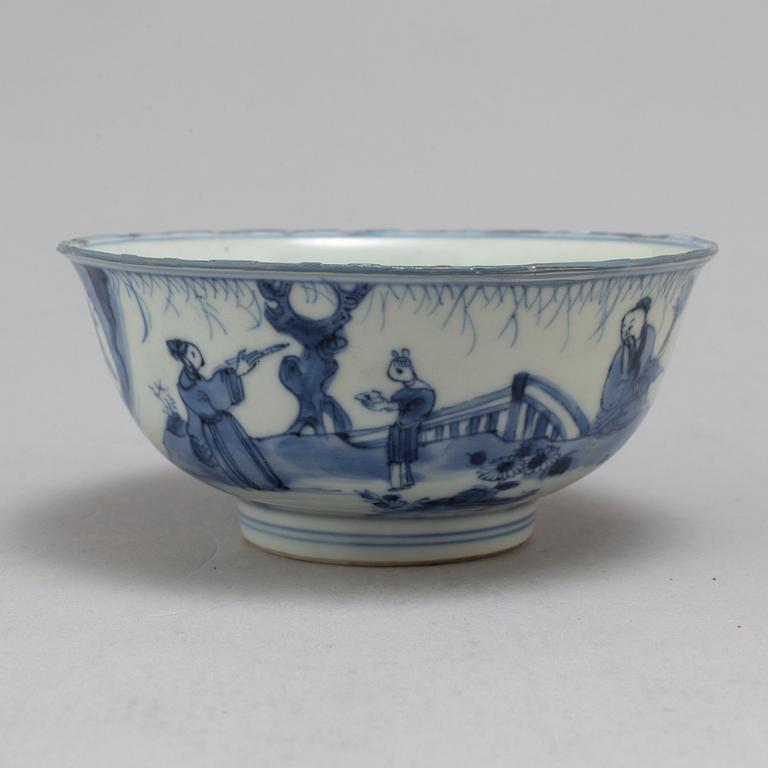 SKÅL, porslin. Qingdynastin, Kangxi (1662-1722).