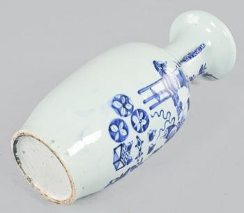 VAS, porslin, Kina, 1800-tal.