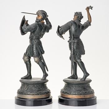 Figuriner, ett par, patinerad zink, omkring år 1900.