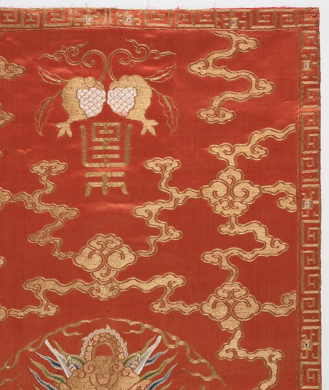 A silk embroidery, Qing dynasty, 19th Century.