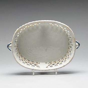 GALLERKORG, fajans. Rörstrand, 1761.