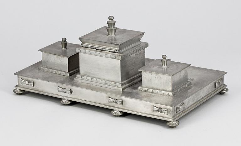 SKRIVBORDSSET, tenn, Sverige 1930.