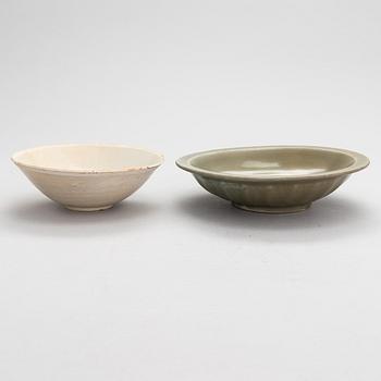 Two Chinese bowls.