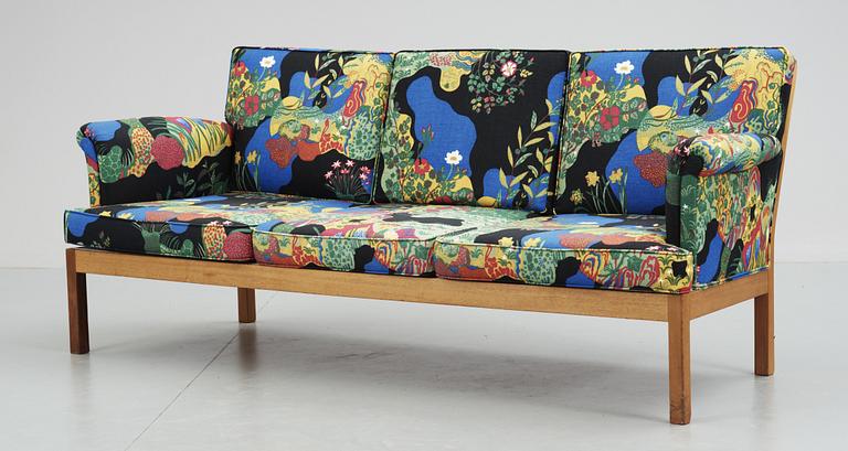 SOFFA, modell 1100, Josef Frank, Svenskt Tenn.