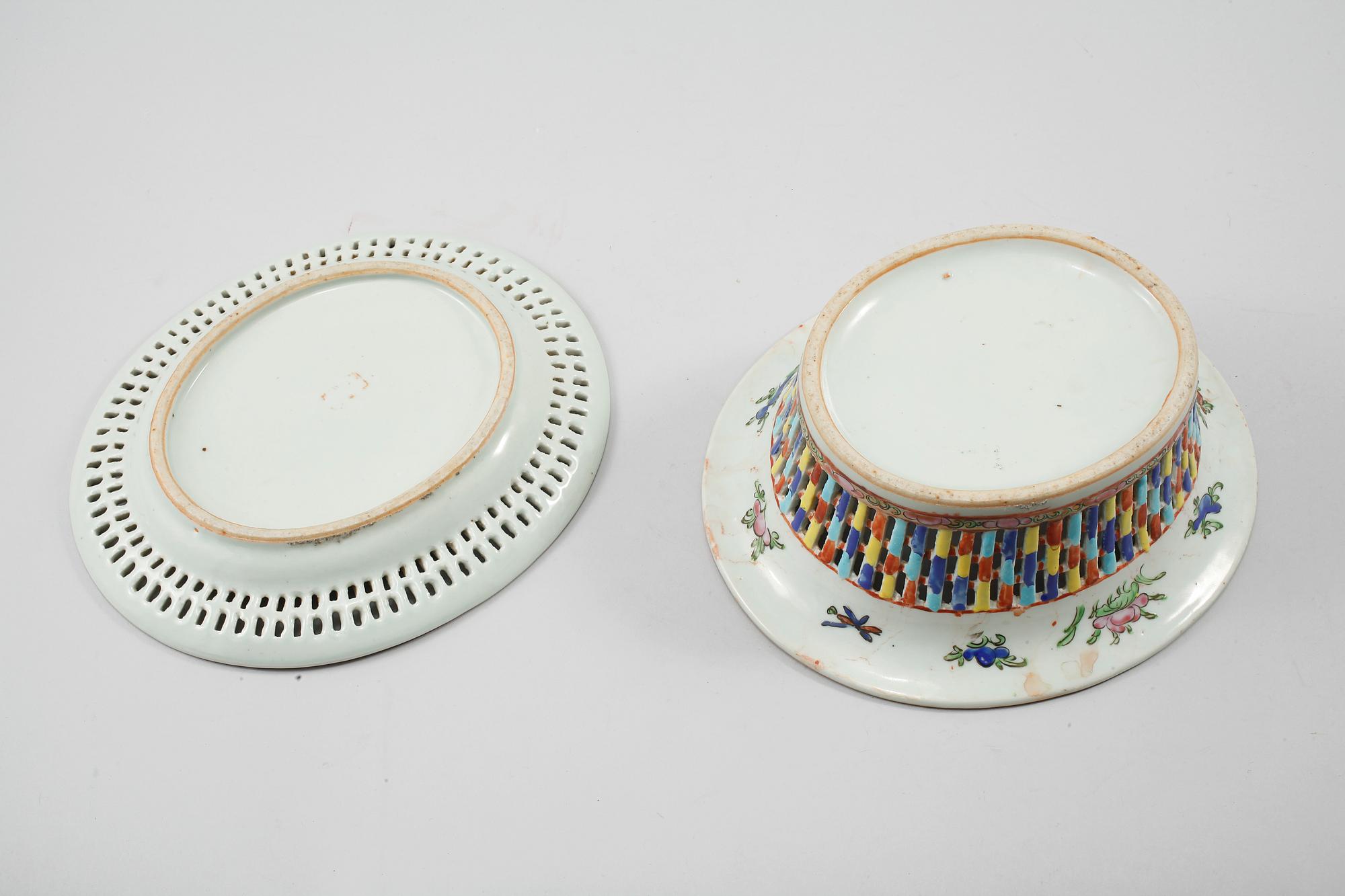 GALLERSKÅL samt FAT, porslin, Kina, 1900-tal.
