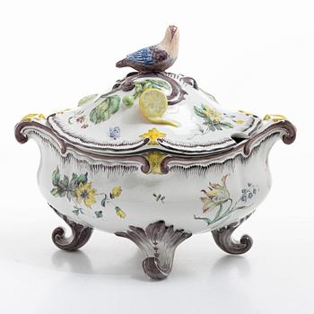 Servis, flintgods. Rörstrand. 'Hausmalerei'. Signed Birgit Holm, 20th century (52 pieces).