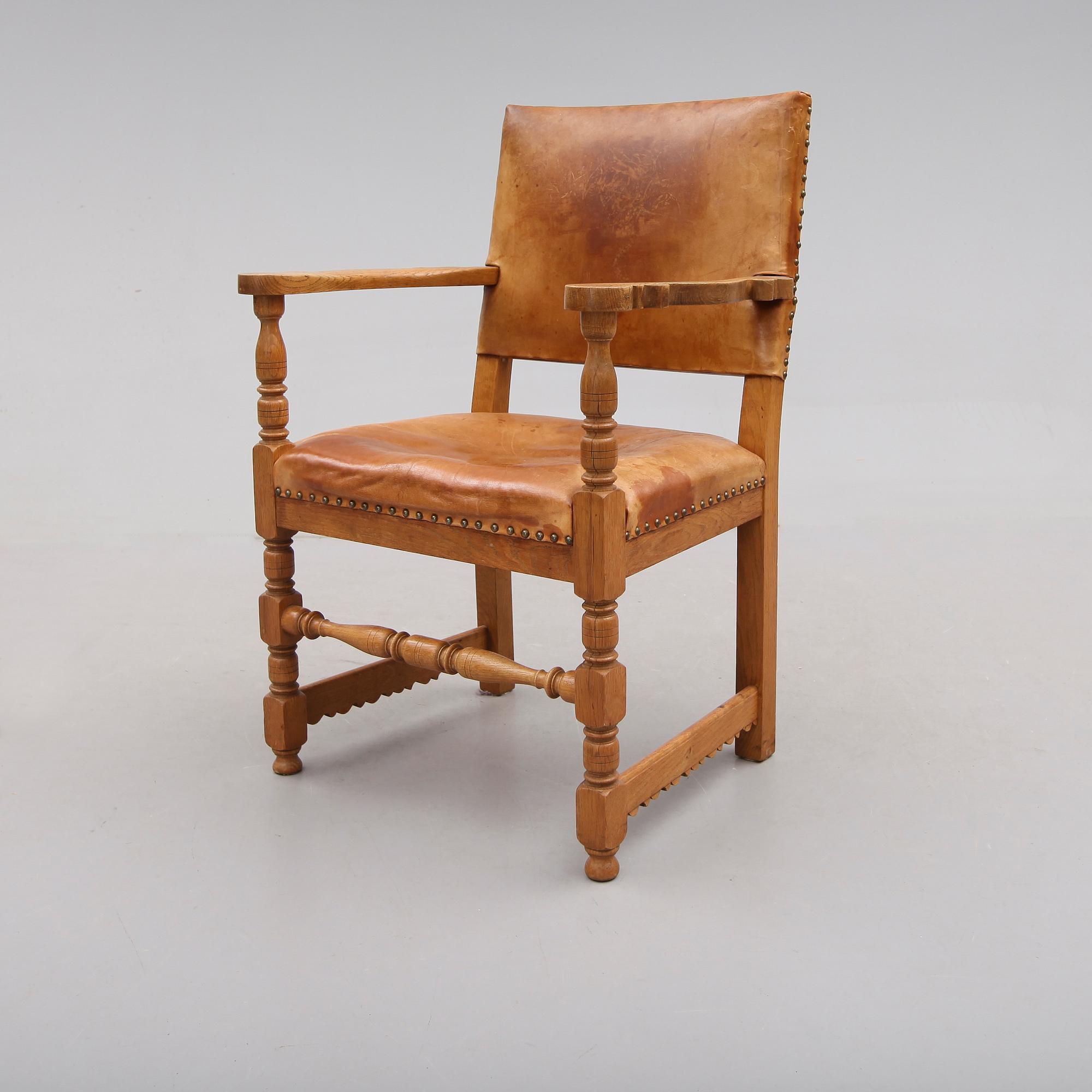 KARMSTOL, barockstil, 1900-talets första hälft.