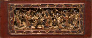 Two Chinese wall reliefs in carved wood, second half of the 20th century.