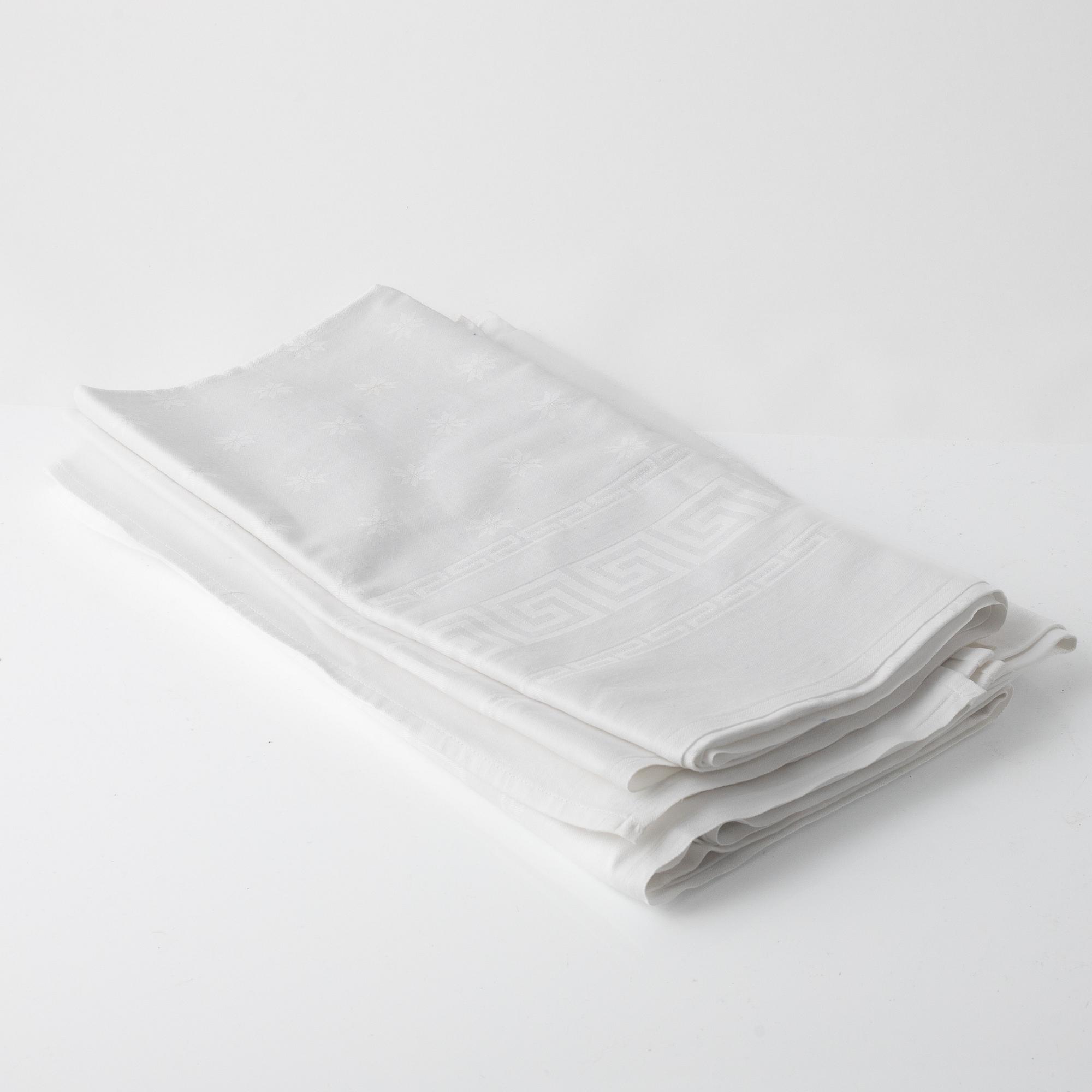 Dukar, 2 st, linnedamast, 1900-tal.