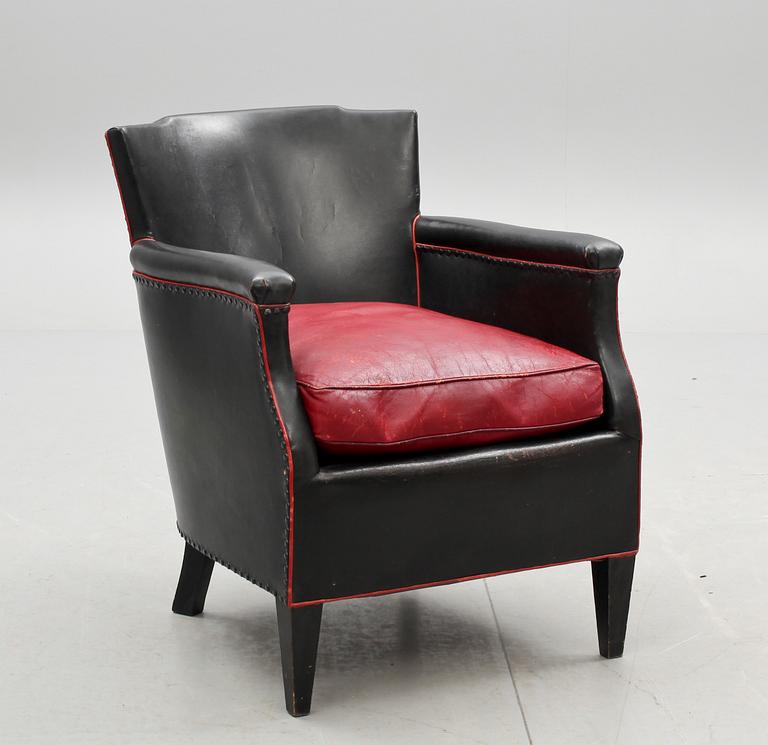 FÅTÖLJ, 1900-talets första hälft.