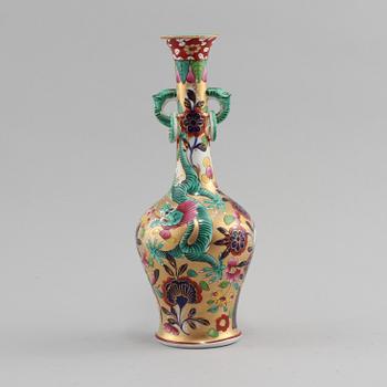 VAS, porslin, Kina, 1900-tal.