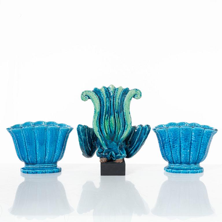 Gunnar Nylund, Paradisfågel samt ett par vaser, Rörstrand.