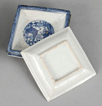 PARTI, porslin, 20 delar, Japan samt Korea. 1800-tal.