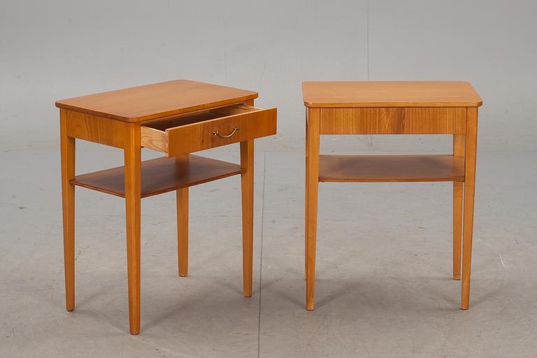 SÄNGBORD, ett par, 1900-talets andar hälft, AB Svenska Möbelfabriken, Bodafors.