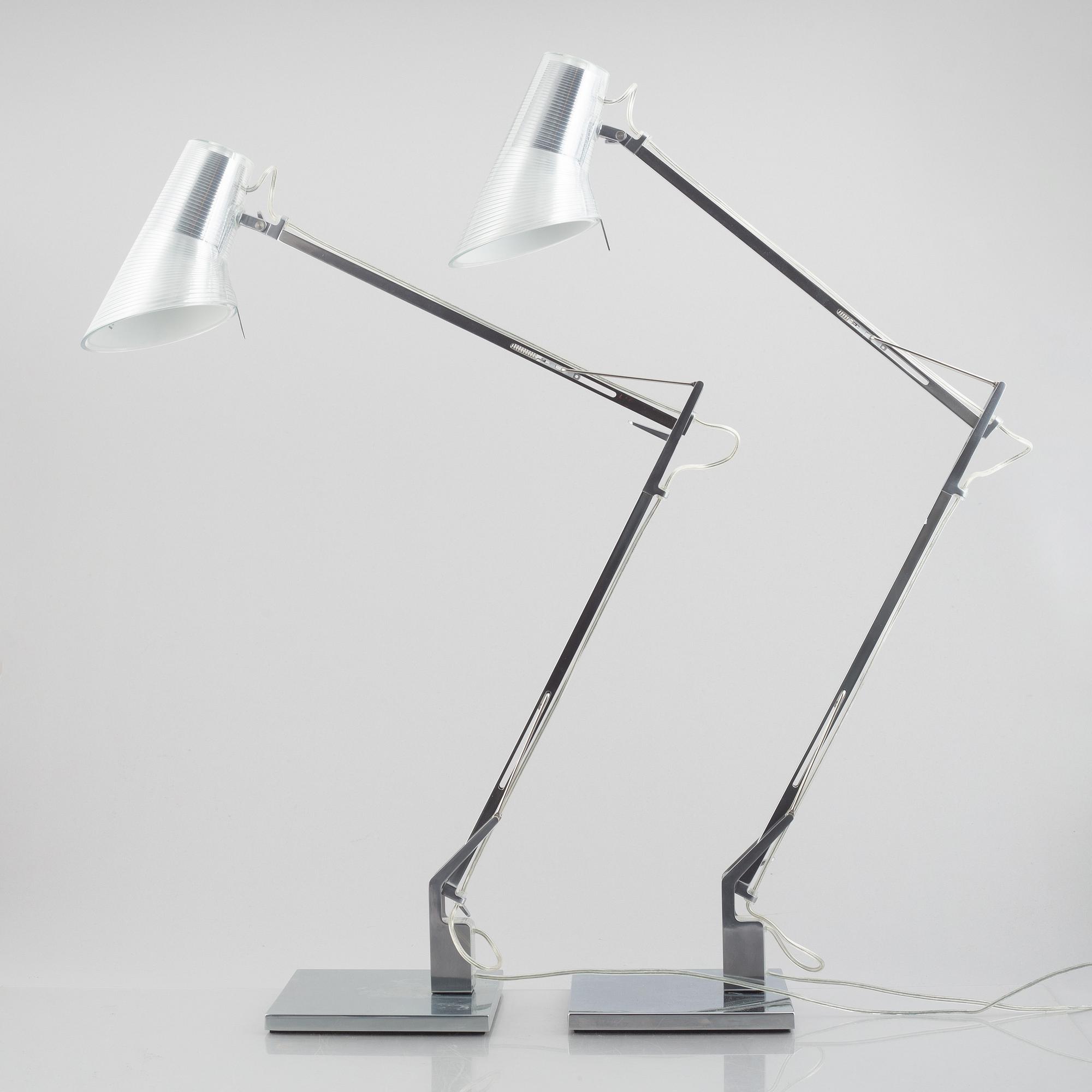 Antonio Citterio, a pair of Kelvin T LED, desk top lamps, Flos.