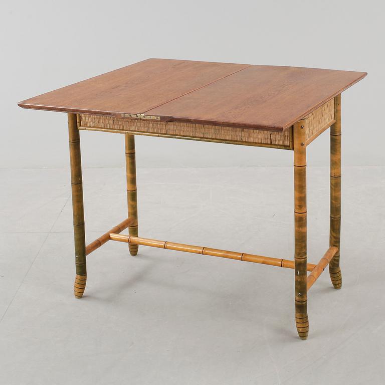 SPELBORD, kolonialstil, 1900-talets första hälft.