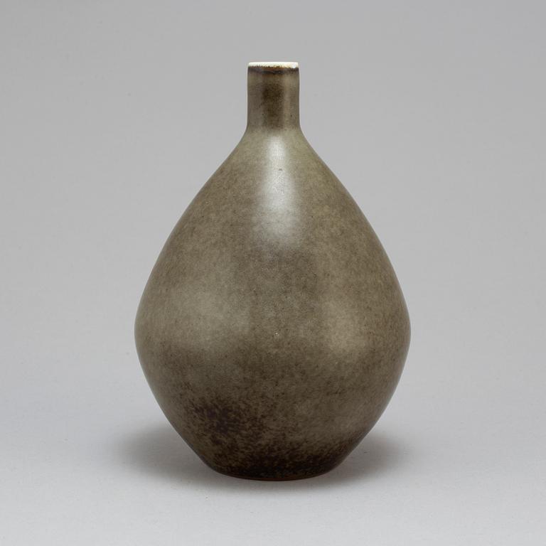 CARL-HARRY STÅLHANE, a unique stoneware vase, Rörstrand.