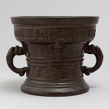 A North European Renaissance mortar dated 1581.