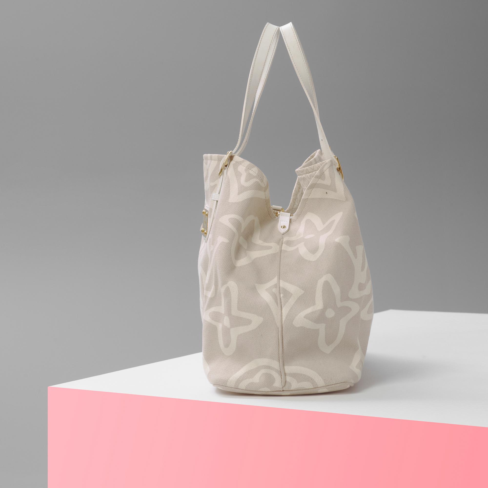 VÄSKA, "Tahitienne PM", Louis Vuitton, limited edition 2008.