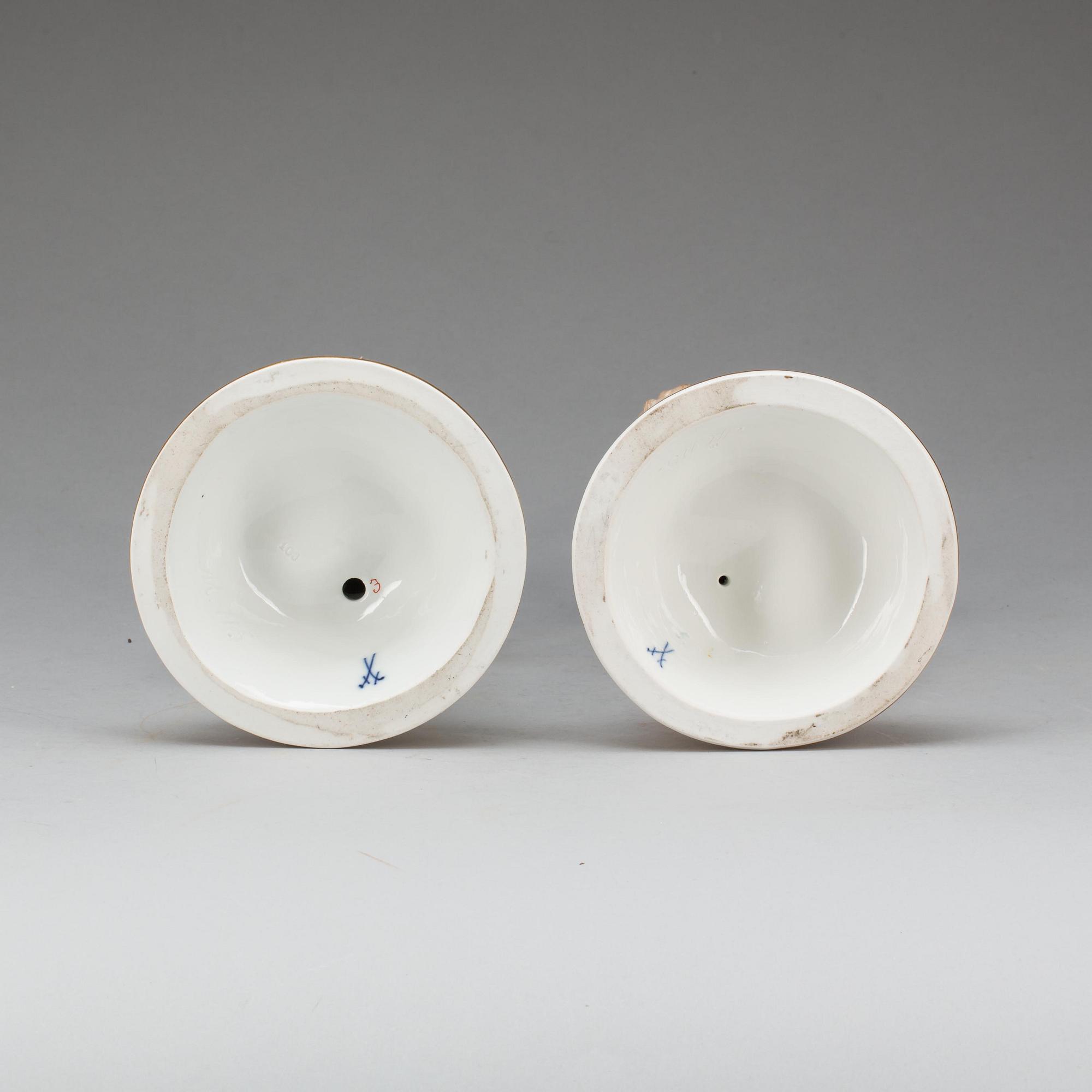 FIGURINER, porslin, ett par. Meissen.