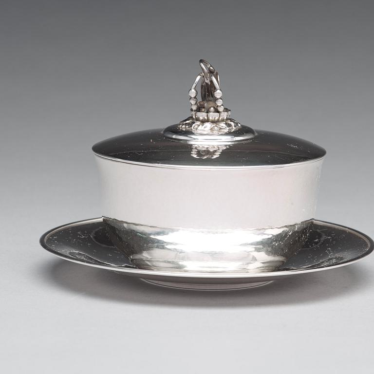 Harald Nielsen, a sterling bowl with cover and stand, Georg Jensen, Denmark 1933-44, design no 610.