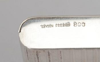 CIGARETTETUI, silver. Statsbesöksgåva av Kung Boudouin I och drottning Fabiola av Belgien. Vikt 136 g.