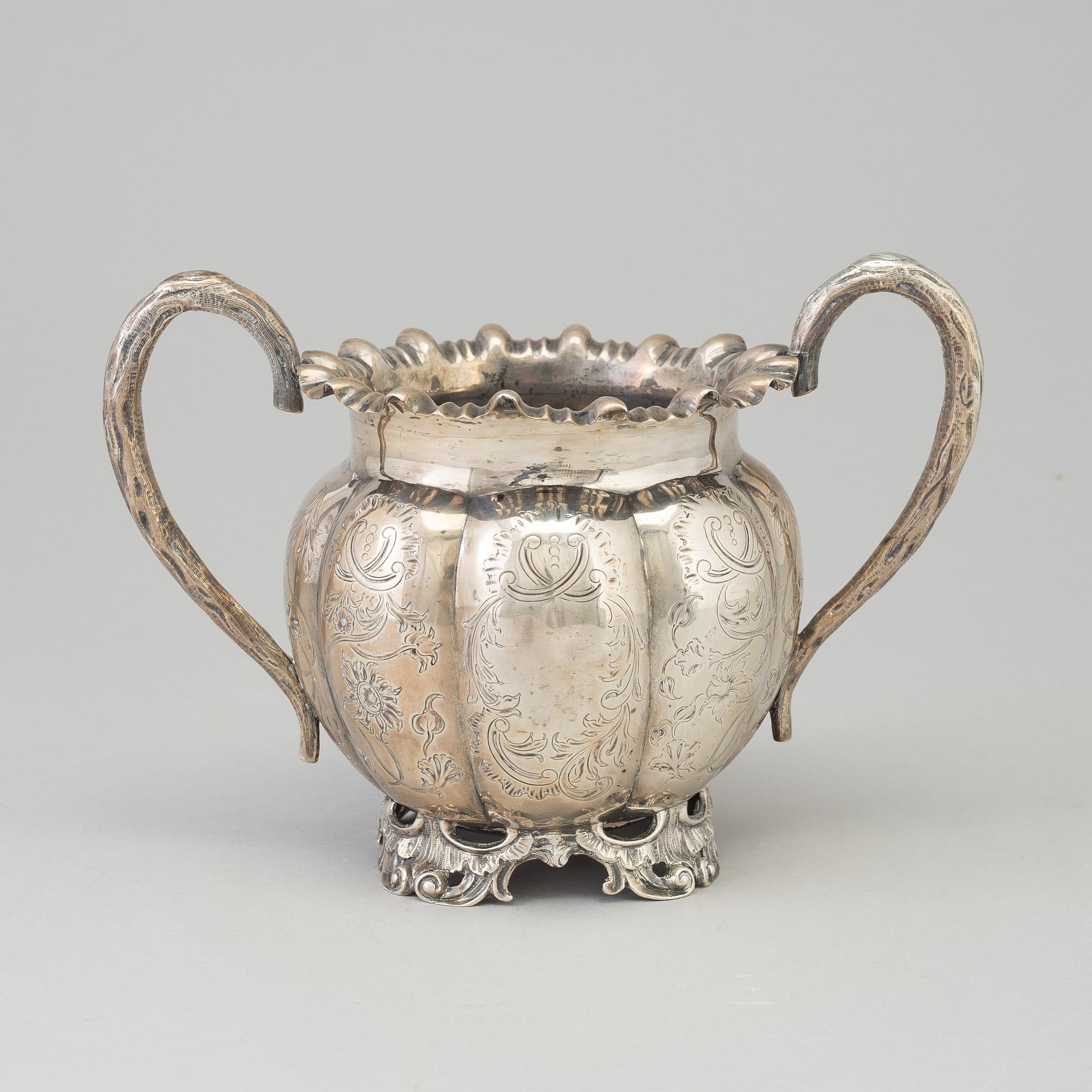 A silver sugar bowl, London, England, second half of the 19th century.
