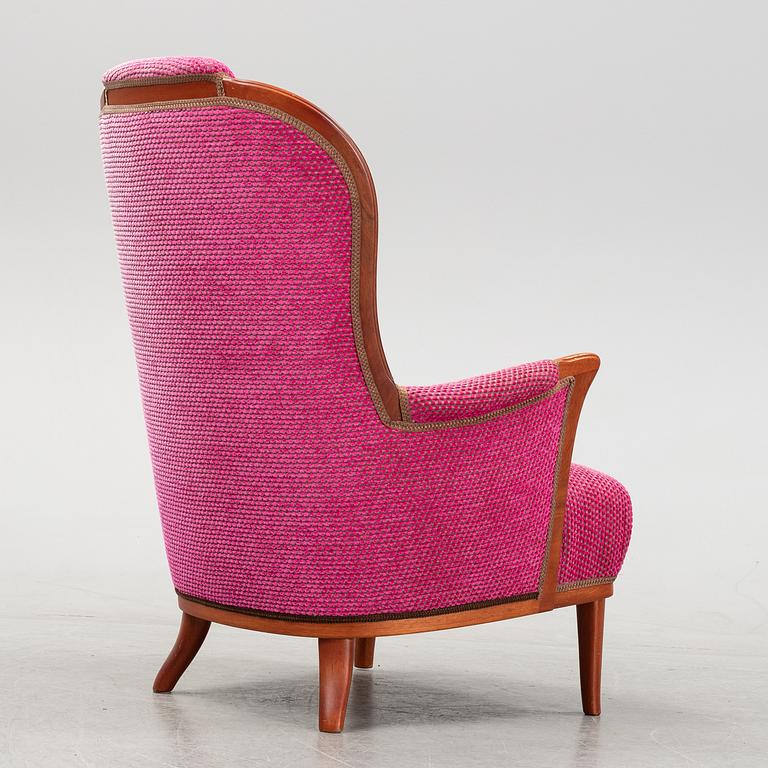 Carl Malmsten, a 'Vår Fru' armchair from OH Sjögren, second half of the 20th Century.