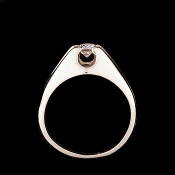 RING, 18K vitguld, briljantslipad diamant. Vikt ca 8,1 g.