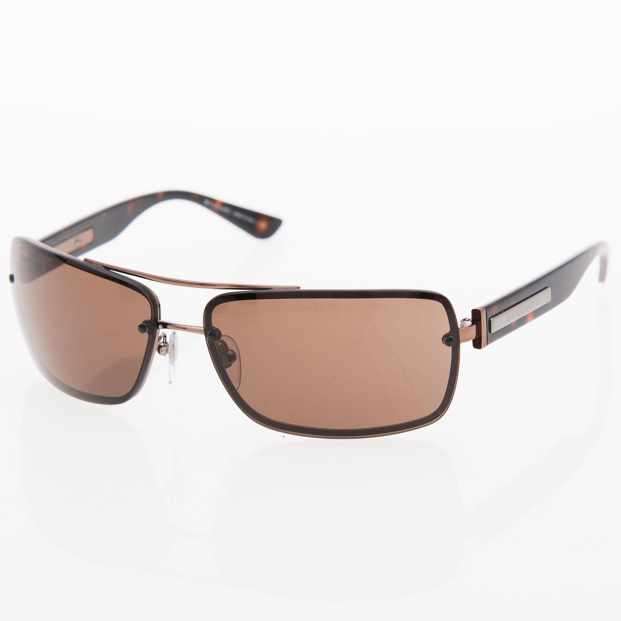 BVLGARI SOLGLASÖGON, modell 5016.