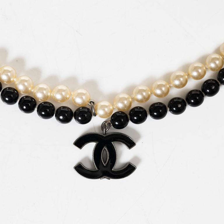 Chanel, collier, 2005.