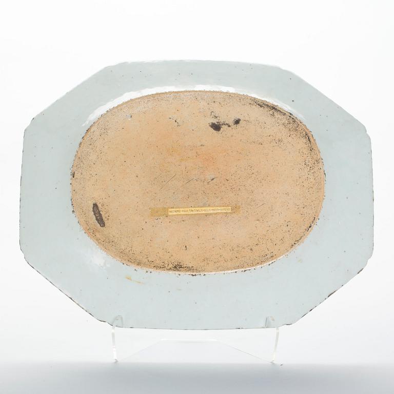 STEKFAT, porslin, Kina, Qianlong(1736-1795).