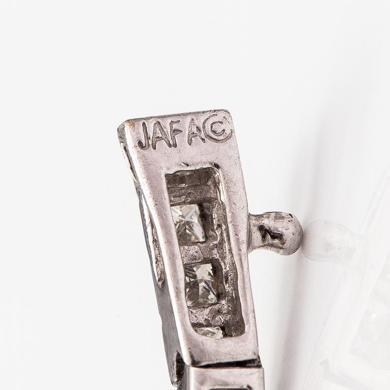 Armband, 14K votguld,  princesslipade diamanter ca 4.37 ct tot enligt certifikat.