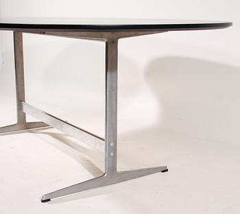 BORD. Superellips. Bruno Mathsson och Piet Hein för Fritz Hansen.