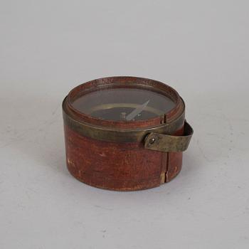 KOMPASS, mässing och björk, sannolikt Sverige, troligen 1700/1800-tal.