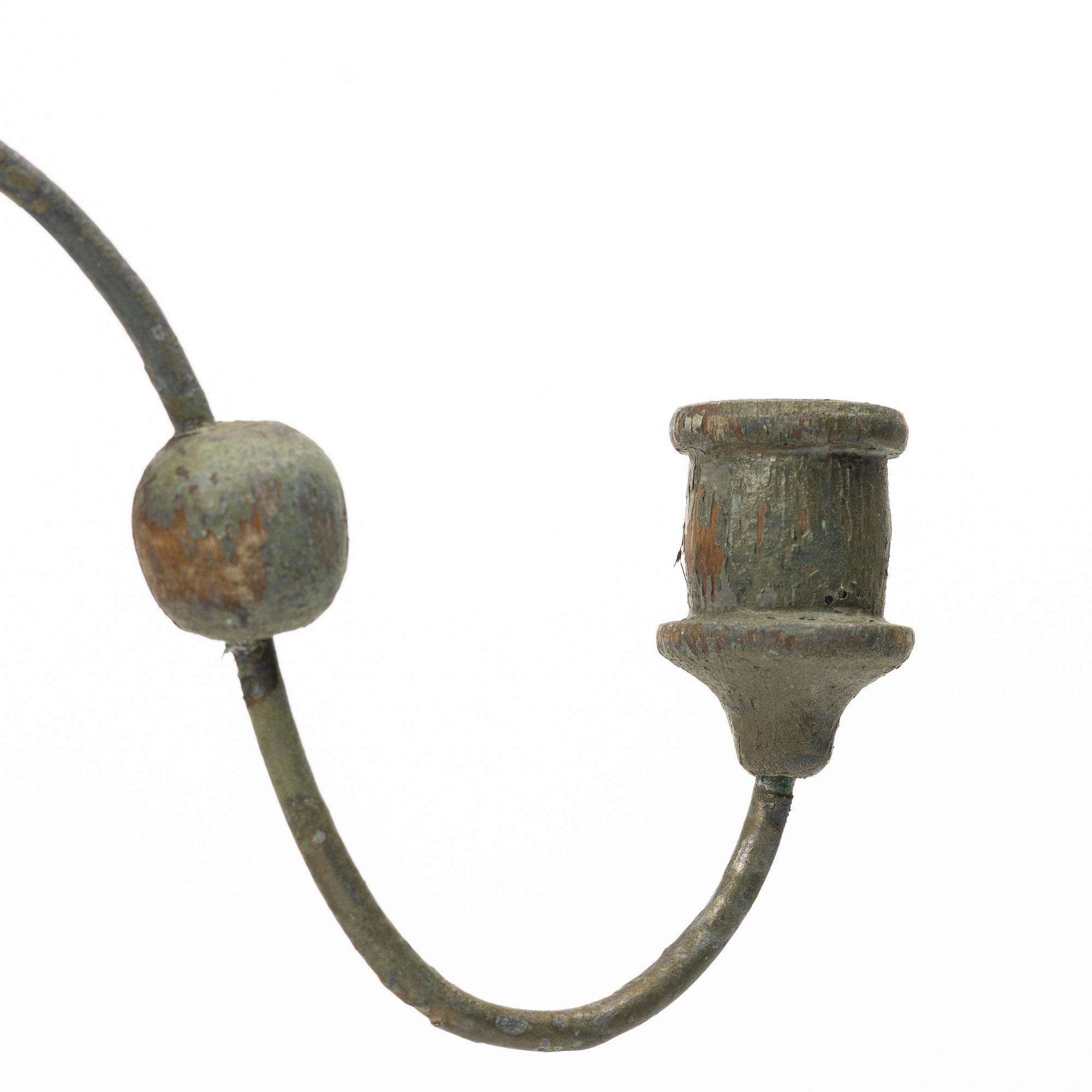 A wooden chandelier, 19th/20th century.