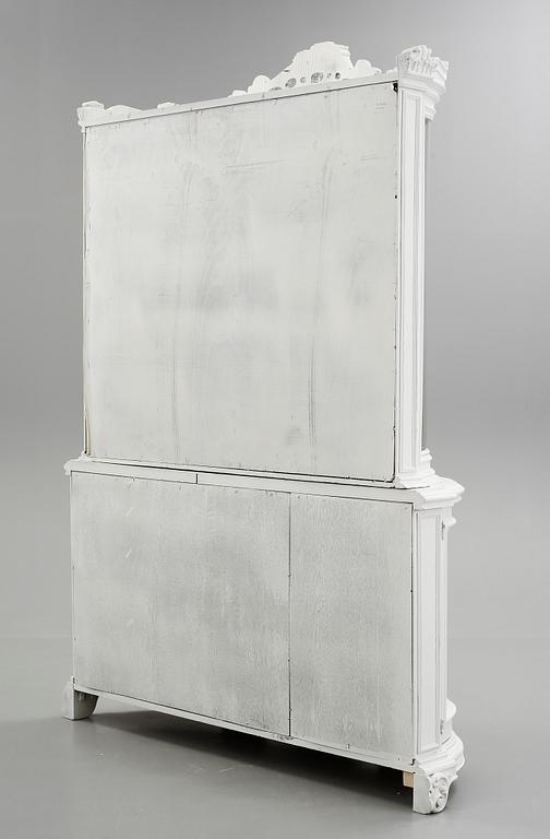 SKÄNK, barockstil, modern tillverkning.