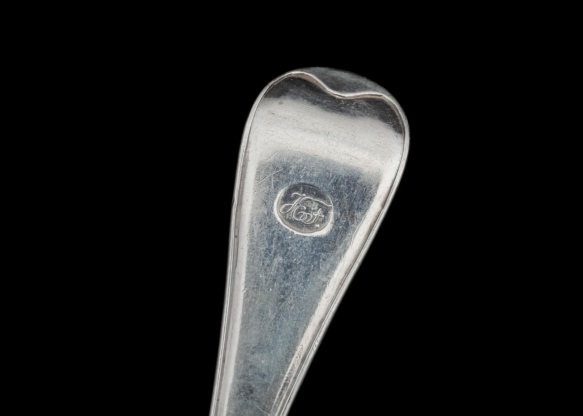 PARTI BESTICK, 11 delar, silver, flertal mästare, bla CG Hallberg resp Pehr Zethelius, 1810-tal till 1920-tal. Tot ca 400 gram.