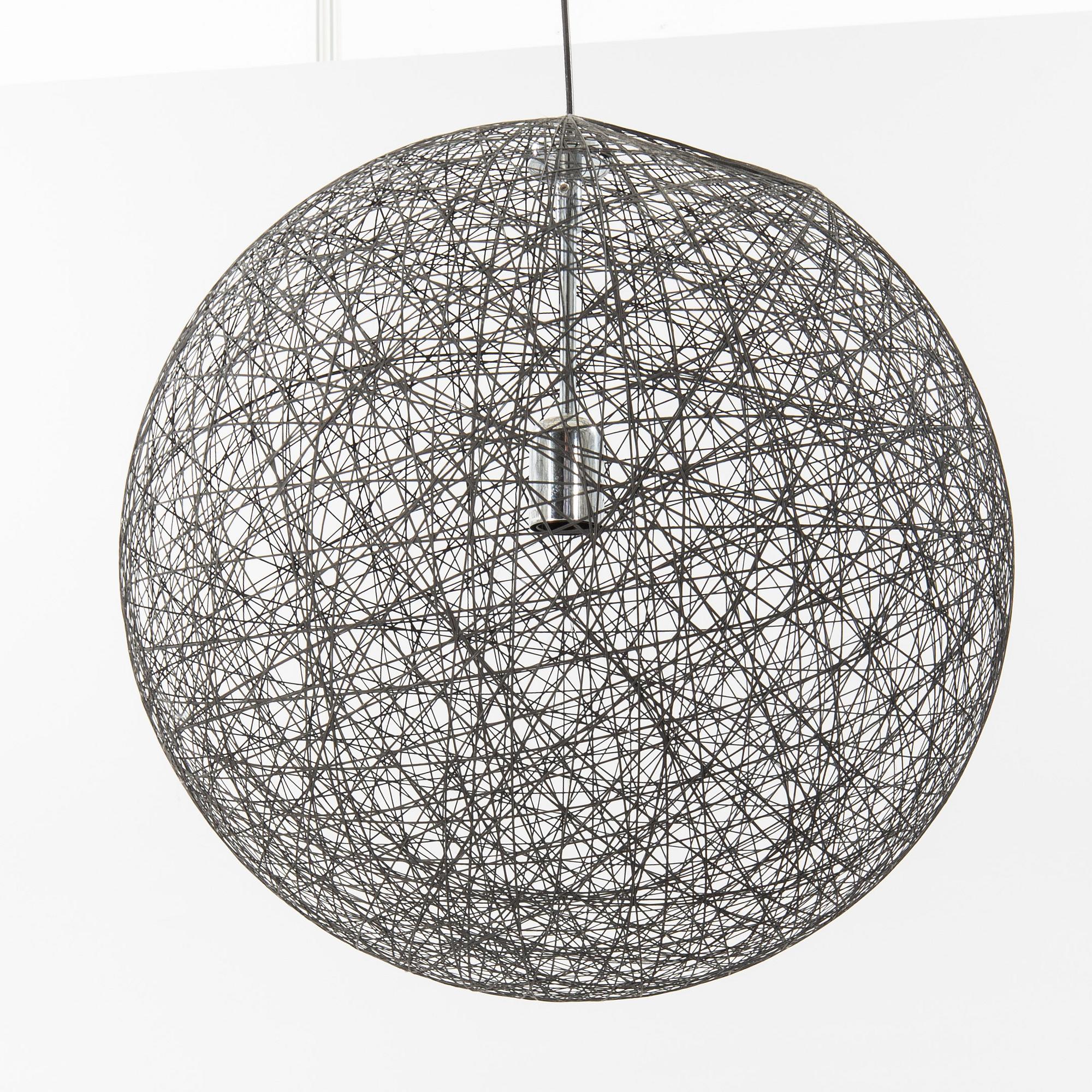 Mooi, "Random light", ceiling lamp.