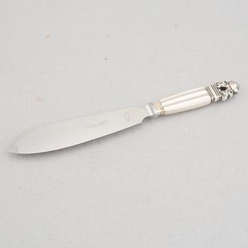 Johan Rohde, a 63-piece sterling silver flat wear set, "Konge"/"Acorn", Georg Jensen, Denmark.