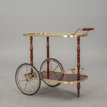 SERVERINGSVAGN, 1900-talets andra hälft.