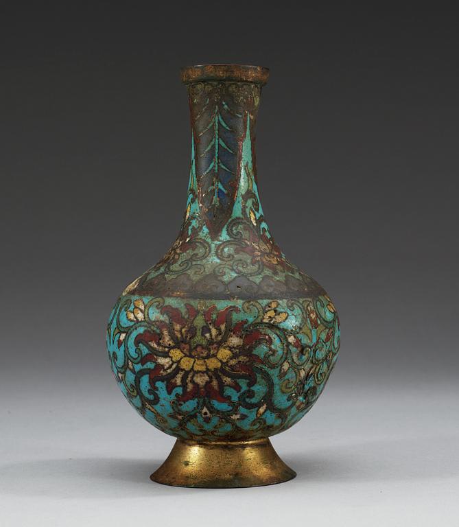 A Cloisonné vase, Ming dynasty.