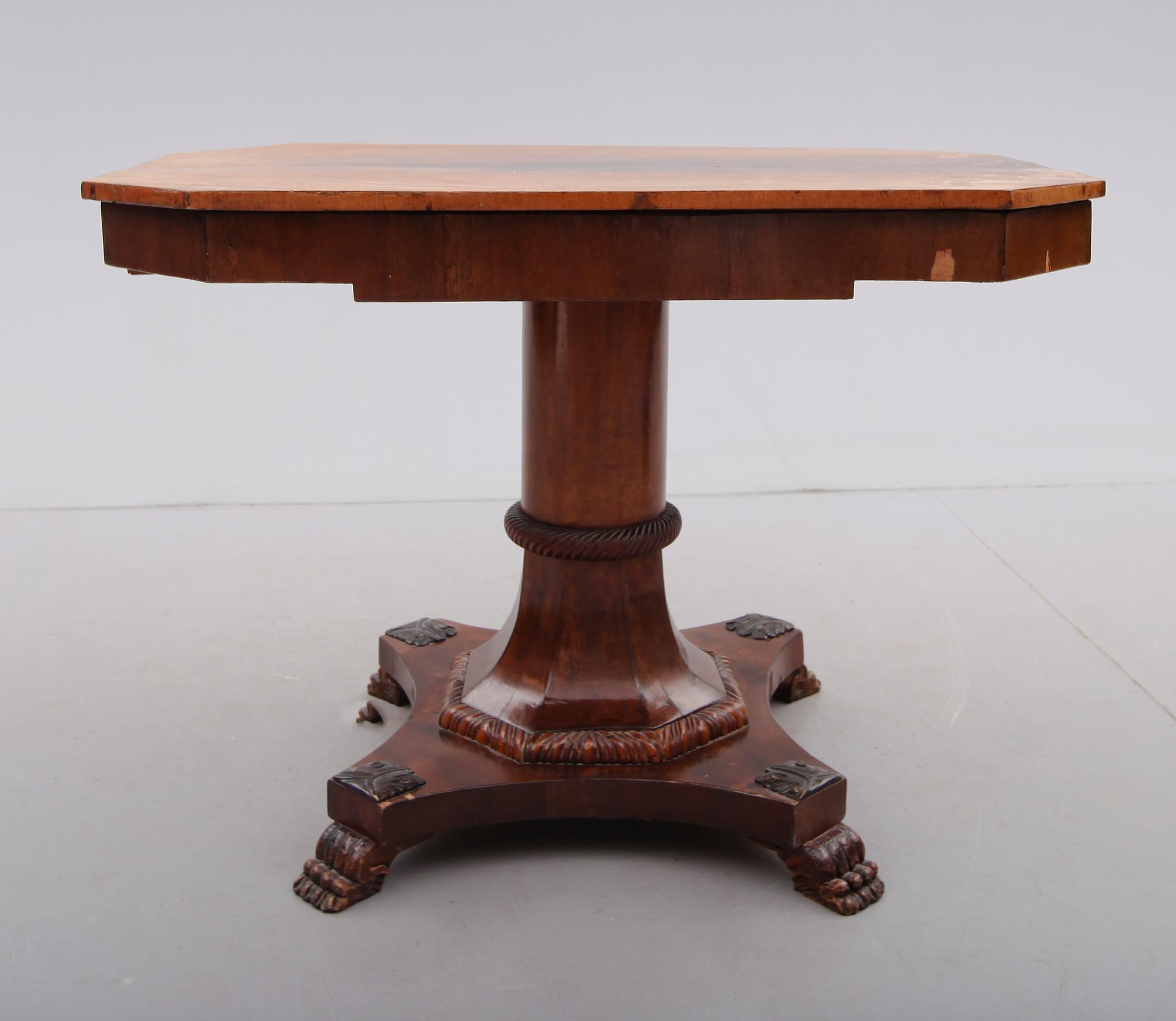 BORD, senempire, 1800-talets mitt.