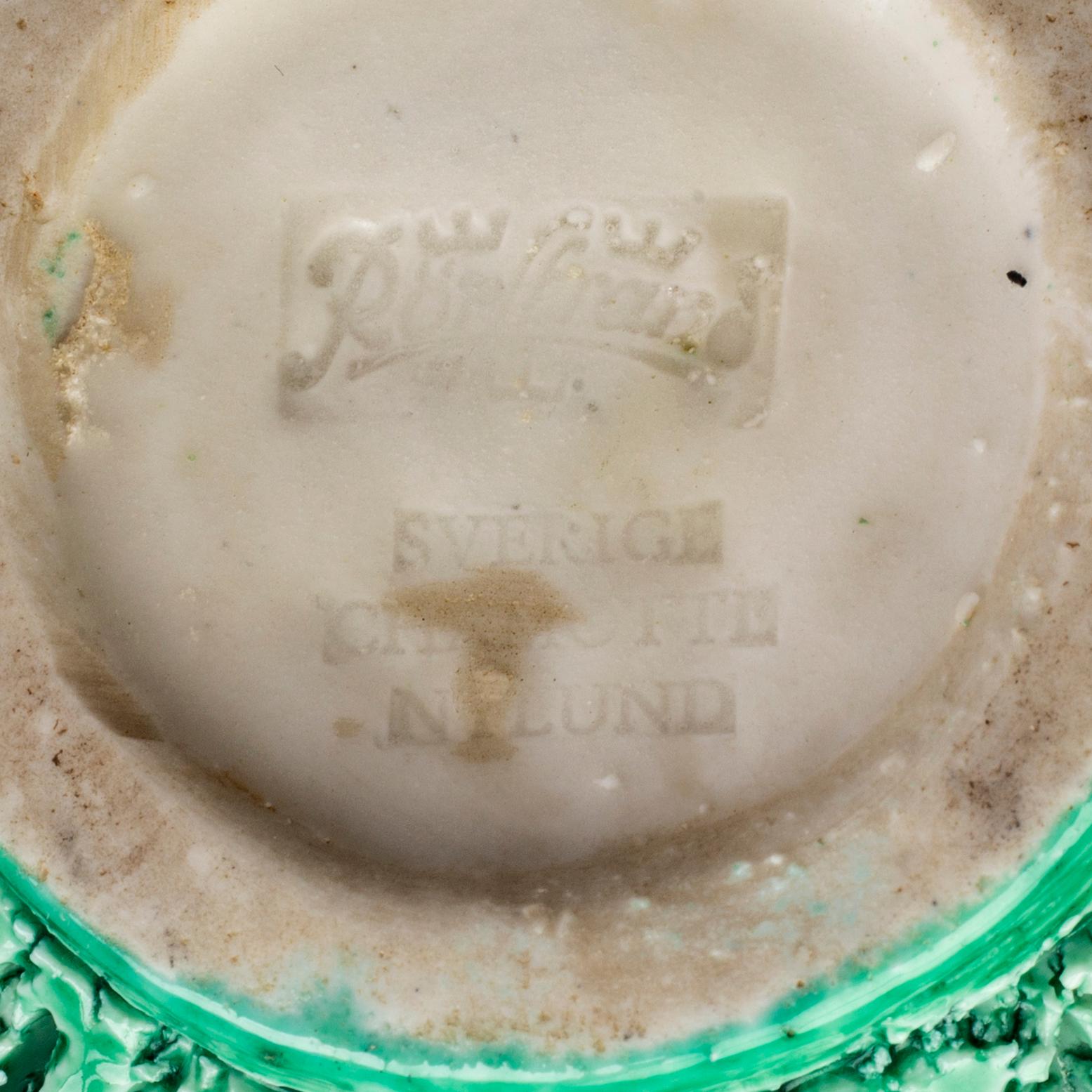 GUNNAR NYLUND, vas "Igelkott", chamotterat stengods, Rörstrand.