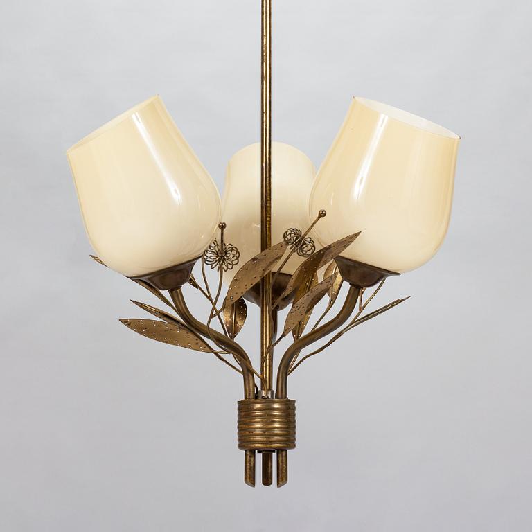 A mid-20th century 'ER77/3' chandelier for Itsu.