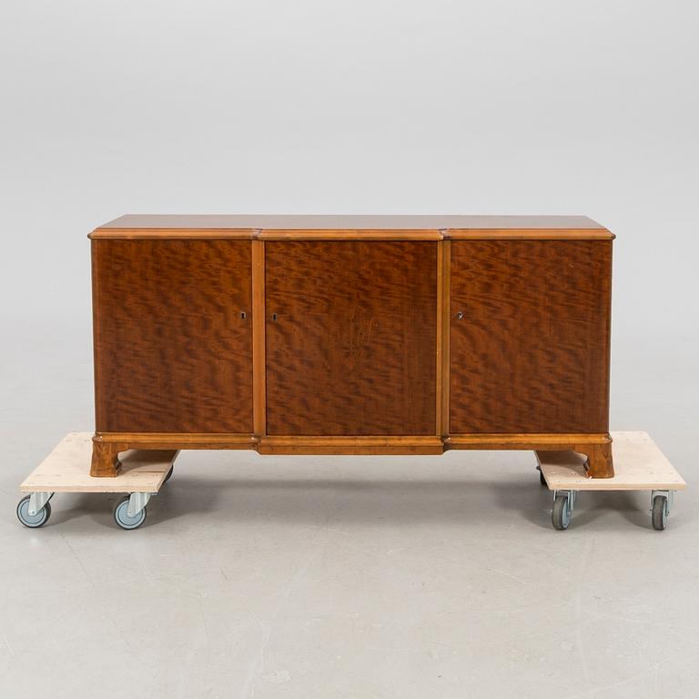 Sideboard 1940s.